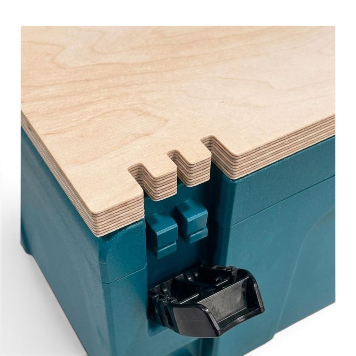 manufaktur Scheibinger - Ideen werden Objekte CNC-machined birch plywood base plate for Makita MakPac tool cases